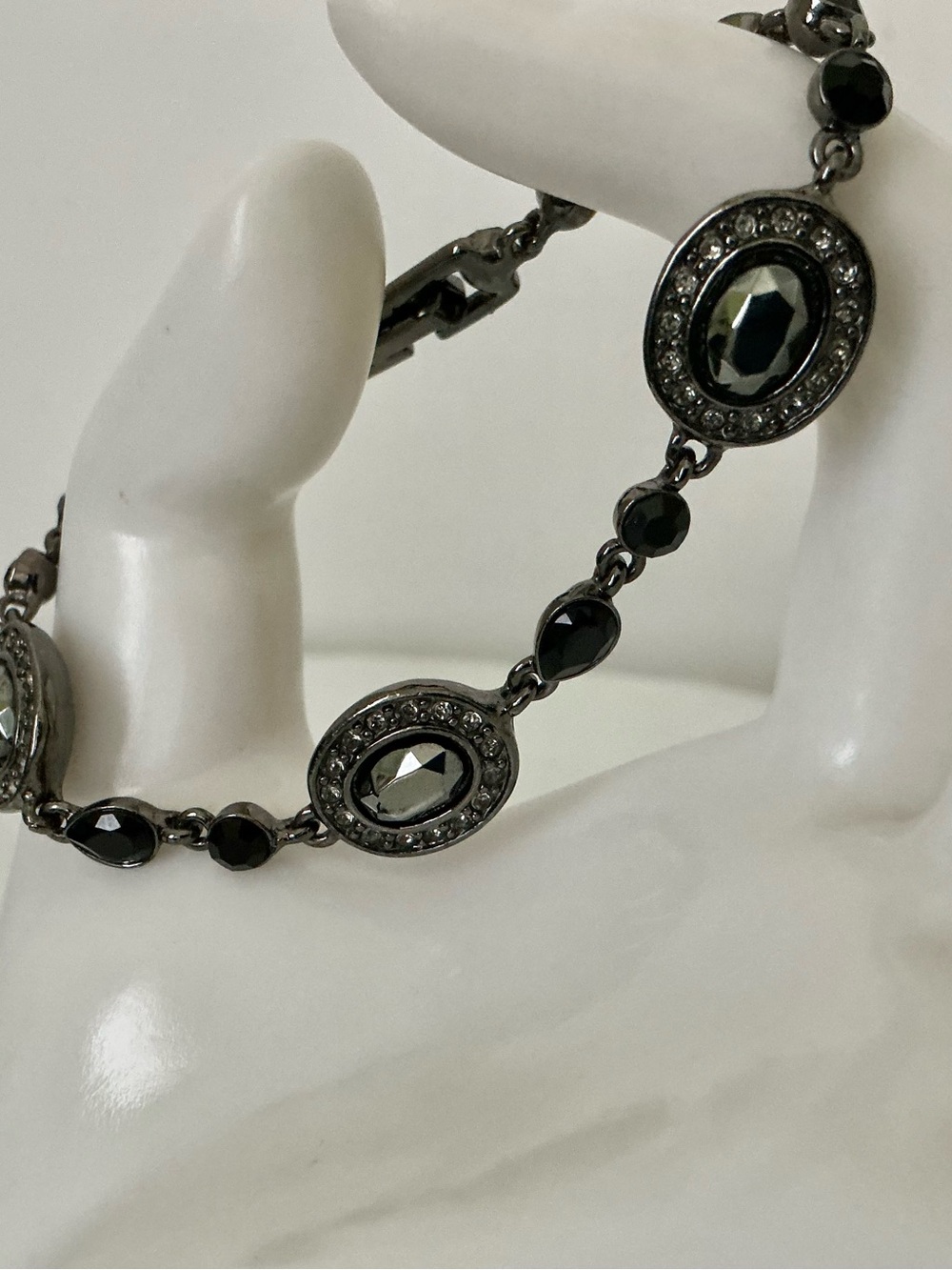 GIVENCHY Black Crystal Bracelet - Picture 3 of 6